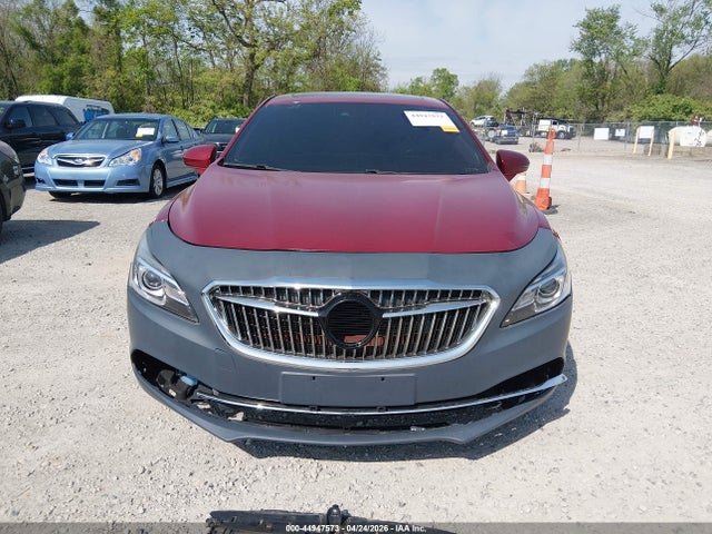 44947573 :رقم المزاد ، 1G4ZS5SS4HU181438 vin ، 2017 Buick Lacrosse Premium مزاد بيع