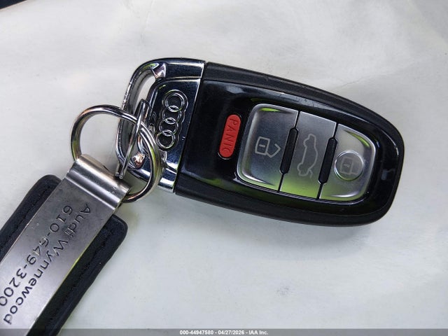 44947580 :رقم المزاد ، WAU44AFD4HN011133 vin ، 2017 Audi A8 L 3.0t مزاد بيع