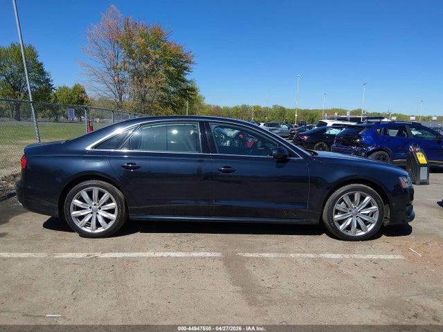 44947580 :رقم المزاد ، WAU44AFD4HN011133 vin ، 2017 Audi A8 L 3.0t مزاد بيع