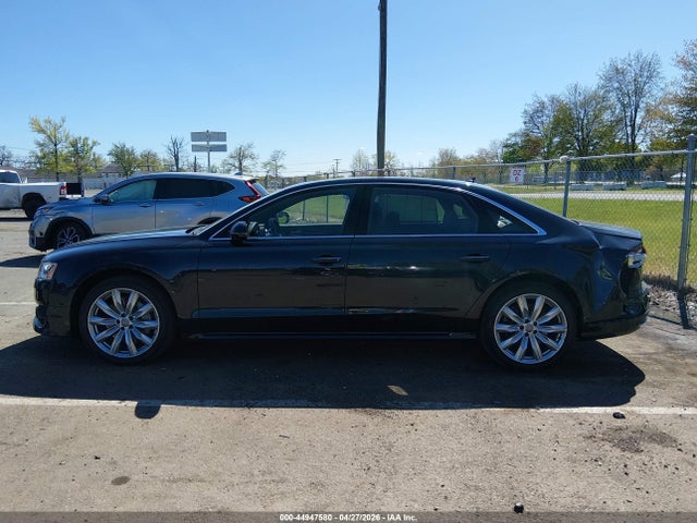 44947580 :رقم المزاد ، WAU44AFD4HN011133 vin ، 2017 Audi A8 L 3.0t مزاد بيع