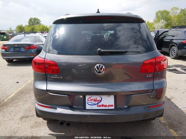 WVGAV7AX9JK001627 Volkswagen Tiguan Limited 2.0t