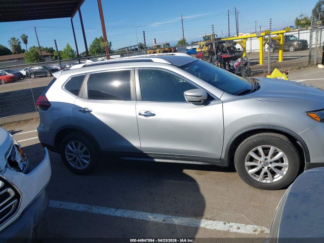 KNMAT2MV1KP531375 Nissan ROGUE SV