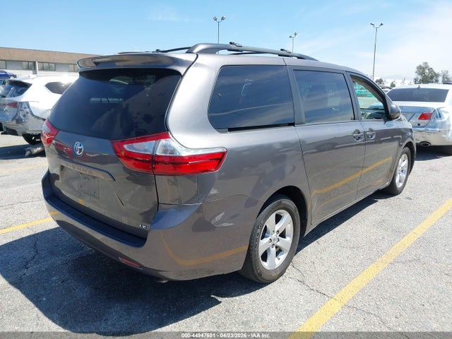 5TDKZ3DC2HS847129 Toyota Sienna Le 8 Passenger
