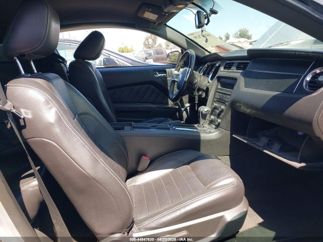 Продажа на аукционе авто 2012 Ford Mustang V6 Premium, vin: 1ZVBP8AM4C5235770, номер лота: 44947630