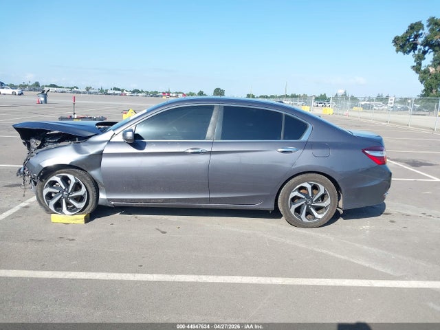 Honda ACCORD EX 2017 1HGCR2F00HA009021 Image 14