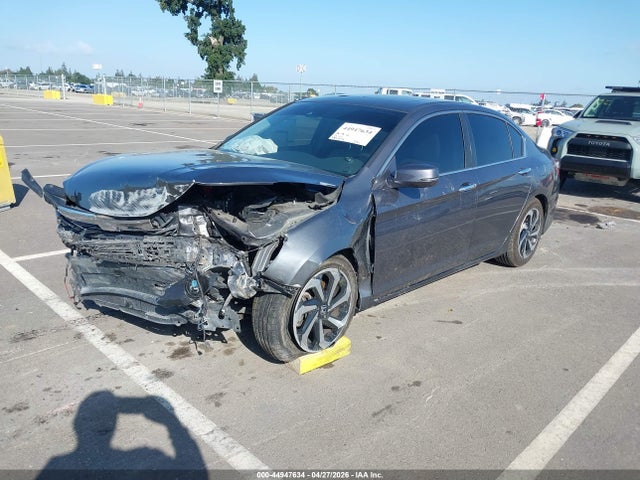 Honda ACCORD EX 2017 1HGCR2F00HA009021 Image 2
