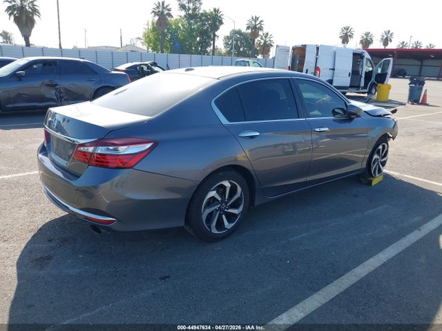 Honda ACCORD EX 2017 1HGCR2F00HA009021 Image 4