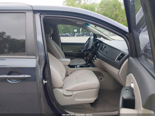 44947672 :رقم المزاد ، KNDMB5C1XG6134454 vin ، 2016 Kia Sedona Lx مزاد بيع