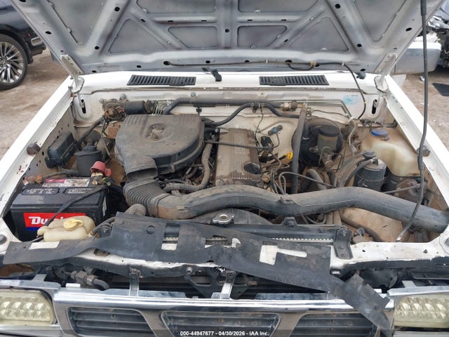 44947677 :رقم المزاد ، 1N6SD16S0SC412865 vin ، 1995 Nissan Truck King Cab Xe مزاد بيع