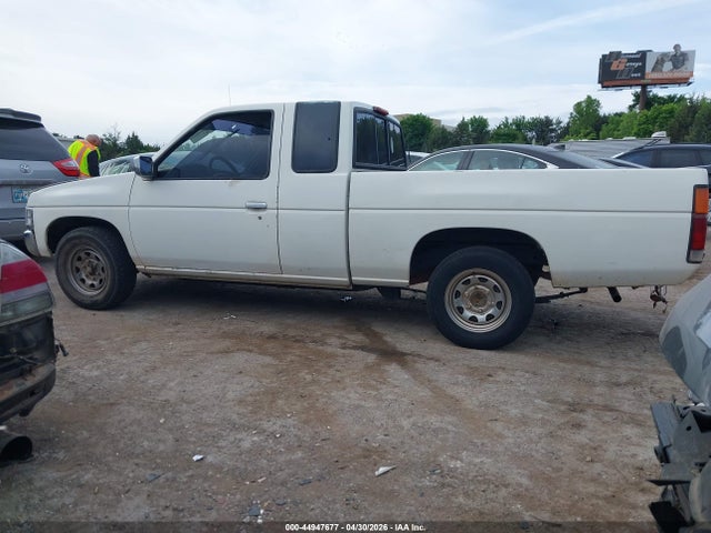 44947677 :رقم المزاد ، 1N6SD16S0SC412865 vin ، 1995 Nissan Truck King Cab Xe مزاد بيع