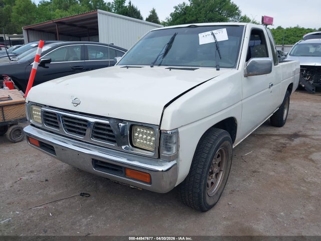 44947677 :رقم المزاد ، 1N6SD16S0SC412865 vin ، 1995 Nissan Truck King Cab Xe مزاد بيع