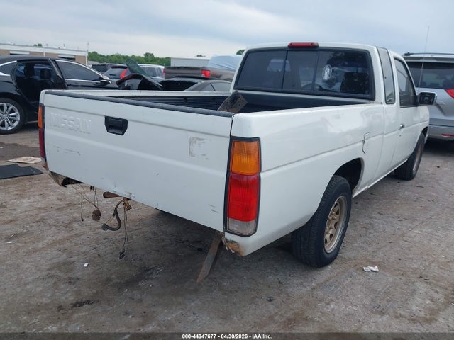 44947677 :رقم المزاد ، 1N6SD16S0SC412865 vin ، 1995 Nissan Truck King Cab Xe مزاد بيع