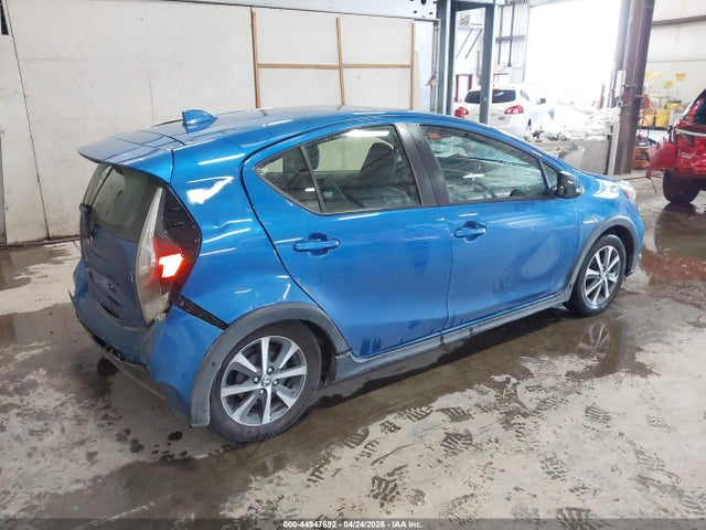JTDKDTB32J1601704 Toyota Prius C Four