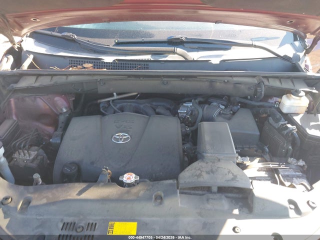 Продаж на аукціоні авто 2019 Toyota Highlander Le, vin: 5TDZZRFH5KS306285, номер лоту: 44947705