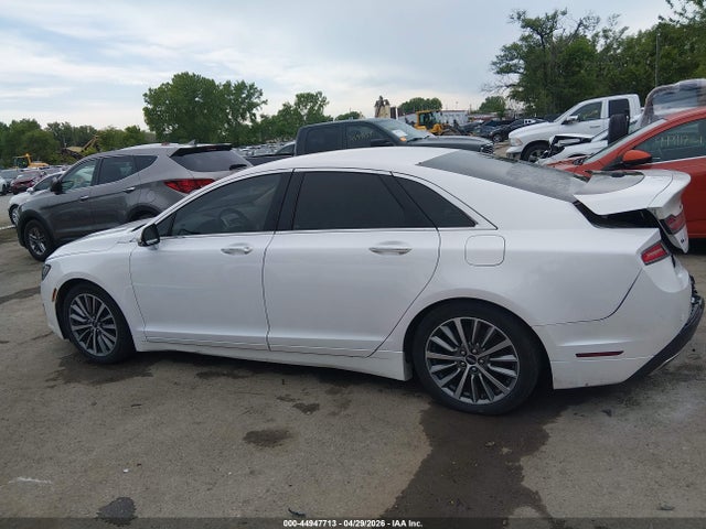 44947713 :رقم المزاد ، 3LN6L5KU5KR617584 vin ، 2019 Lincoln Mkz Hybrid Standard مزاد بيع