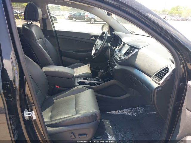 Продажа на аукционе авто 2018 Hyundai Tucson Limited, vin: KM8J3CA23JU676770, номер лота: 44947771