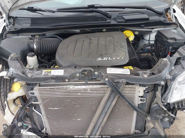 Продажа на аукционе авто 2015 Dodge Grand Caravan Se, vin: 2C4RDGBG6FR749429, номер лота: 44947774