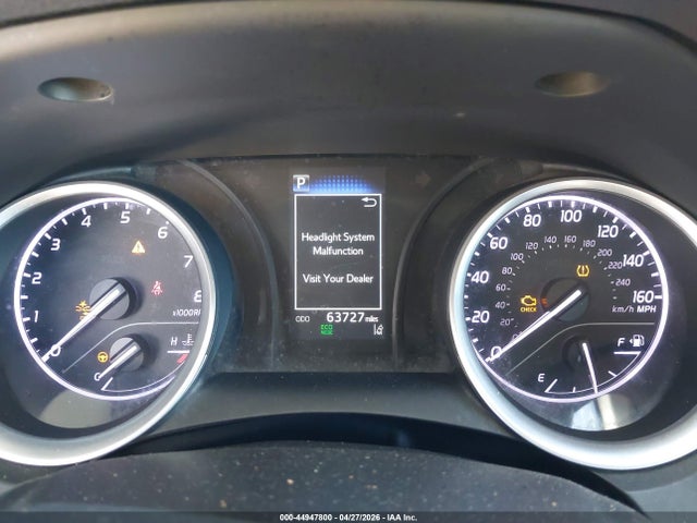 44947800 :رقم المزاد ، 4T1C11AK3NU693027 vin ، 2022 Toyota Camry Le مزاد بيع