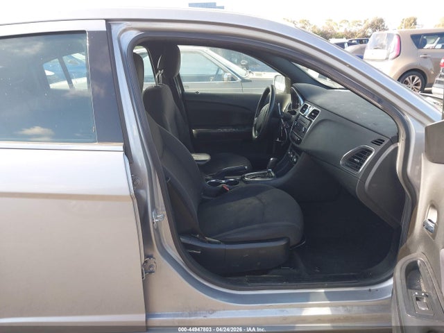 Aukcja sprzedaży 2014 Chrysler 200 Lx, vin: 1C3CCBAB3EN125220, numer aukcji: 44947803