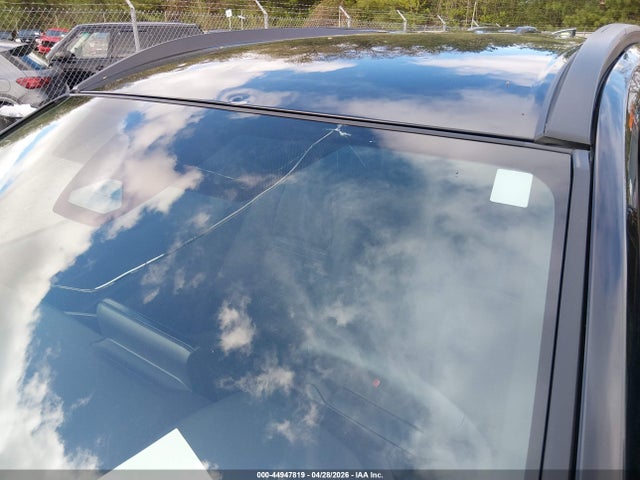 44947819 :رقم المزاد ، 7MUFBABG3TV104803 vin ، 2026 Toyota Corolla Cross Hybrid Se مزاد بيع