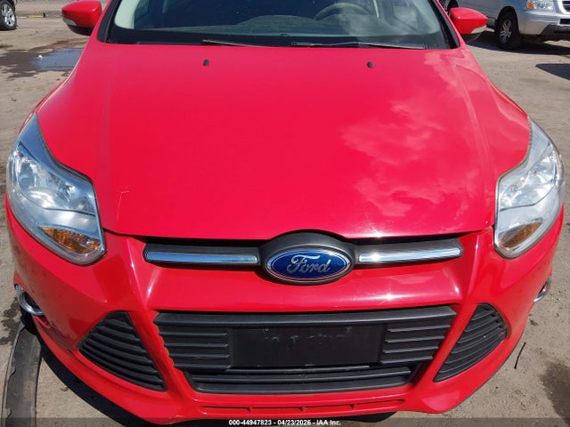 2014 Ford Focus Se მანქანა იყიდება აუქციონზე, vin: 1FADP3K24EL106556, აუქციონის ნომერი: 44947823