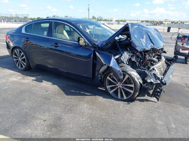 Продажа на аукционе авто 2017 Jaguar Xe 25t Prestige, vin: SAJAE4BG8HA969060, номер лота: 44947824