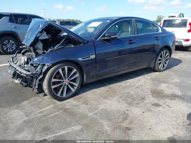 2017 Jaguar Xe 25t Prestige მანქანა იყიდება აუქციონზე, vin: SAJAE4BG8HA969060, აუქციონის ნომერი: 44947824
