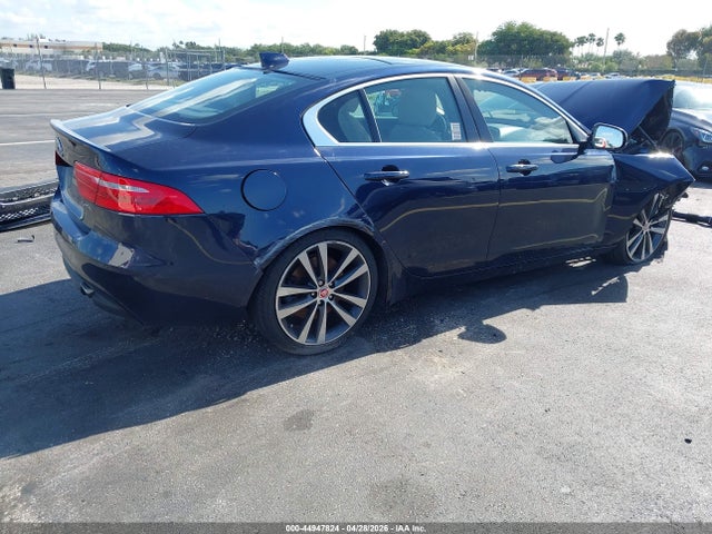 2017 Jaguar Xe 25t Prestige მანქანა იყიდება აუქციონზე, vin: SAJAE4BG8HA969060, აუქციონის ნომერი: 44947824