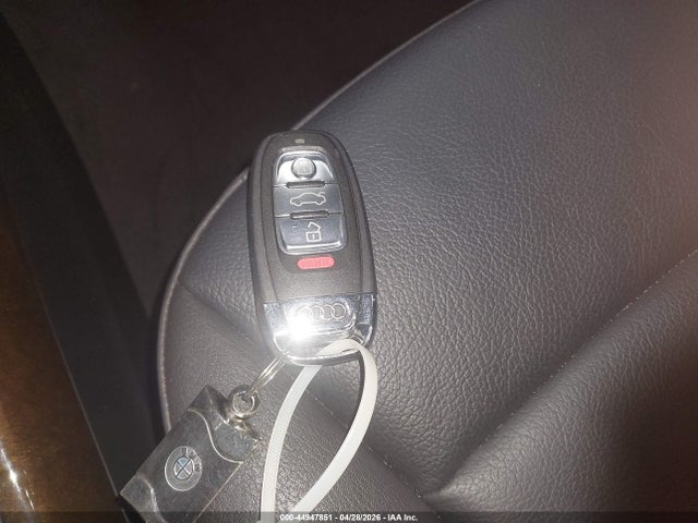 44947851 :رقم المزاد ، WA1L2AFP6HA036681 vin ، 2017 Audi Q5 2.0t Premium مزاد بيع