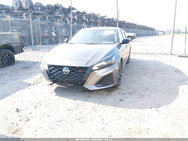 1N4BL4CV0PN355803 Nissan Altima Sr Fwd