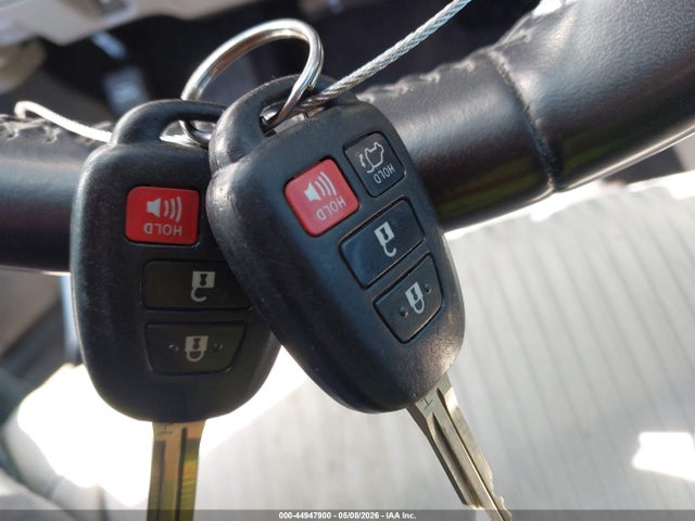 44947900 :رقم المزاد ، 5TDBZRFH4JS866783 vin ، 2018 Toyota Highlander Le Plus مزاد بيع