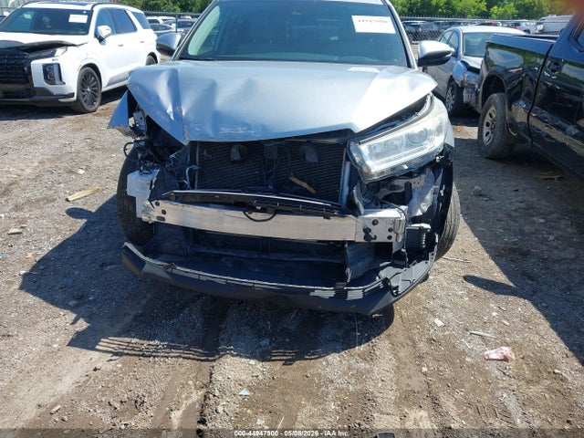 44947900 :رقم المزاد ، 5TDBZRFH4JS866783 vin ، 2018 Toyota Highlander Le Plus مزاد بيع
