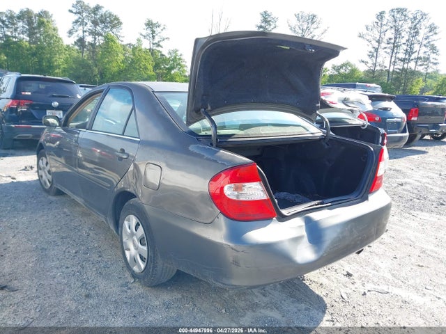 44947996 :رقم المزاد ، 4T1BE32K82U569874 vin ، 2002 Toyota Camry Le مزاد بيع