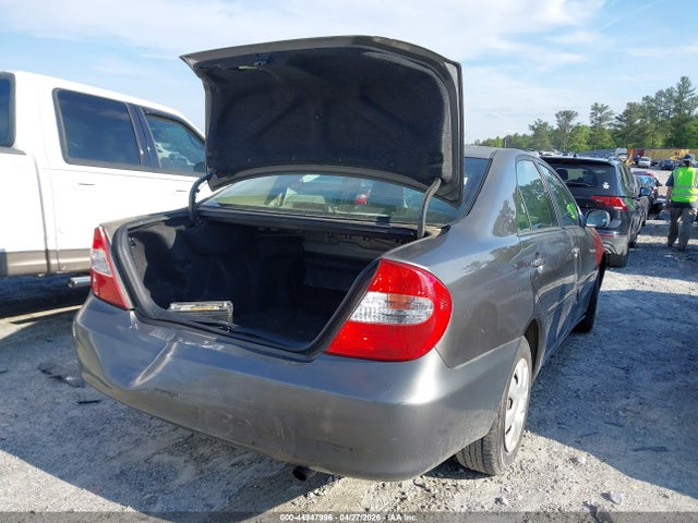 44947996 :رقم المزاد ، 4T1BE32K82U569874 vin ، 2002 Toyota Camry Le مزاد بيع