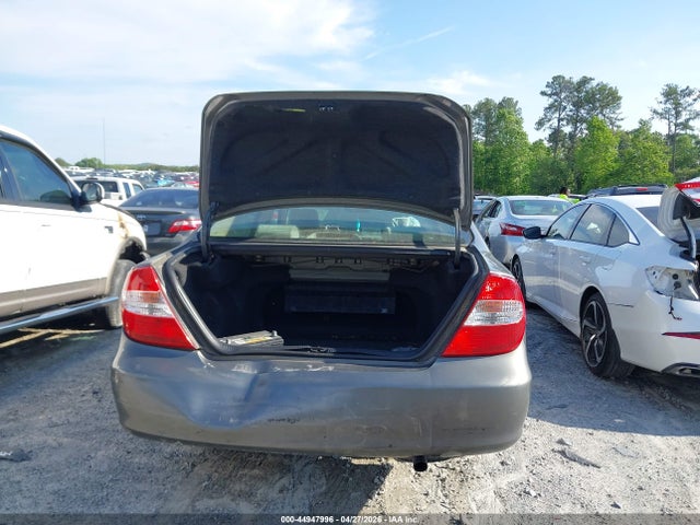 44947996 :رقم المزاد ، 4T1BE32K82U569874 vin ، 2002 Toyota Camry Le مزاد بيع