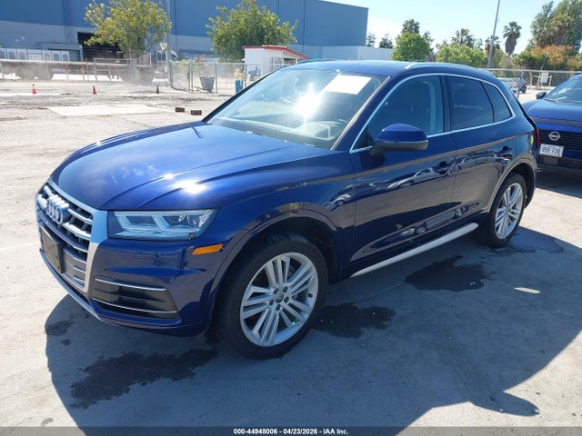 44948006 :رقم المزاد ، WA1BNAFY3J2219984 vin ، 2018 Audi Q5 2.0t Premium/2.0t Tech Premium مزاد بيع