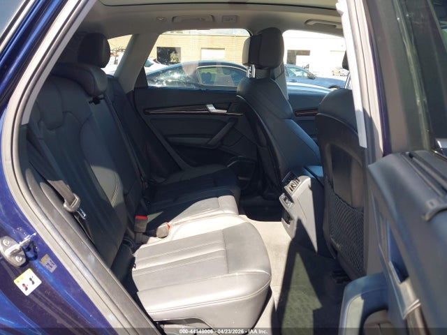 44948006 :رقم المزاد ، WA1BNAFY3J2219984 vin ، 2018 Audi Q5 2.0t Premium/2.0t Tech Premium مزاد بيع