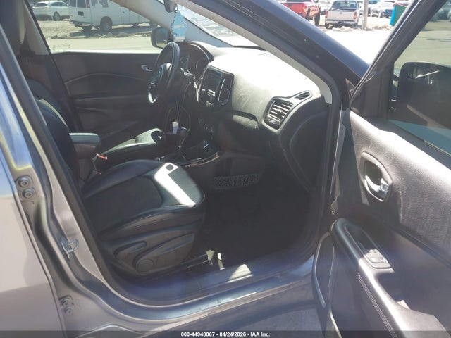 2018 Jeep Compass Altitude Fwd მანქანა იყიდება აუქციონზე, vin: 3C4NJCBBXJT408318, აუქციონის ნომერი: 44948067