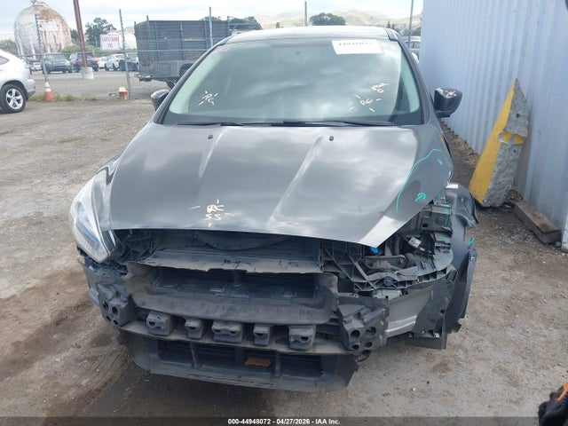 2018 Ford Focus Se მანქანა იყიდება აუქციონზე, vin: 1FADP3F24JL278400, აუქციონის ნომერი: 44948072