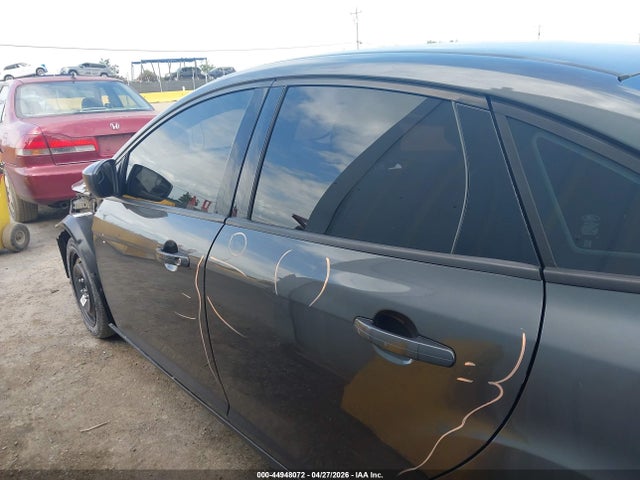 2018 Ford Focus Se მანქანა იყიდება აუქციონზე, vin: 1FADP3F24JL278400, აუქციონის ნომერი: 44948072