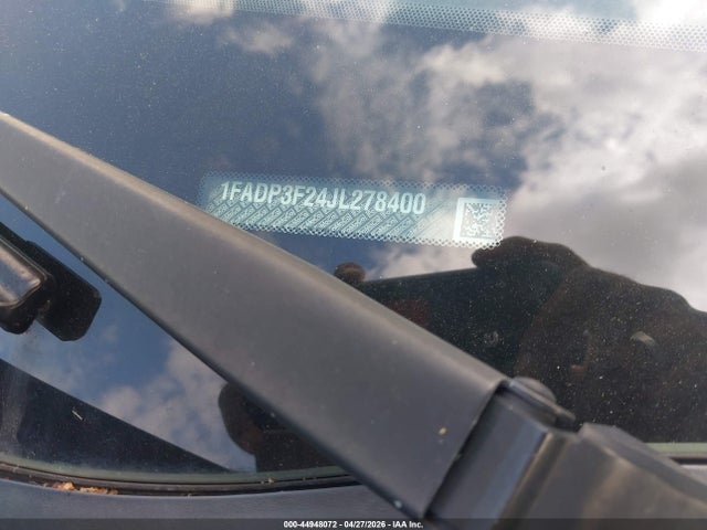 2018 Ford Focus Se მანქანა იყიდება აუქციონზე, vin: 1FADP3F24JL278400, აუქციონის ნომერი: 44948072