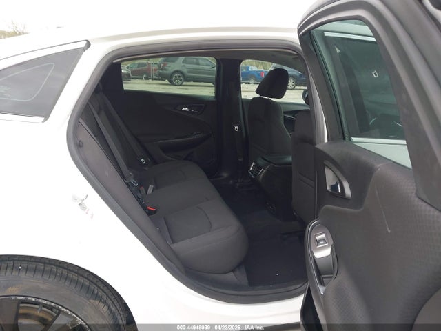 Продажа на аукционе авто 2018 Chevrolet Malibu Lt, vin: 1G1ZD5ST9JF294411, номер лота: 44948099