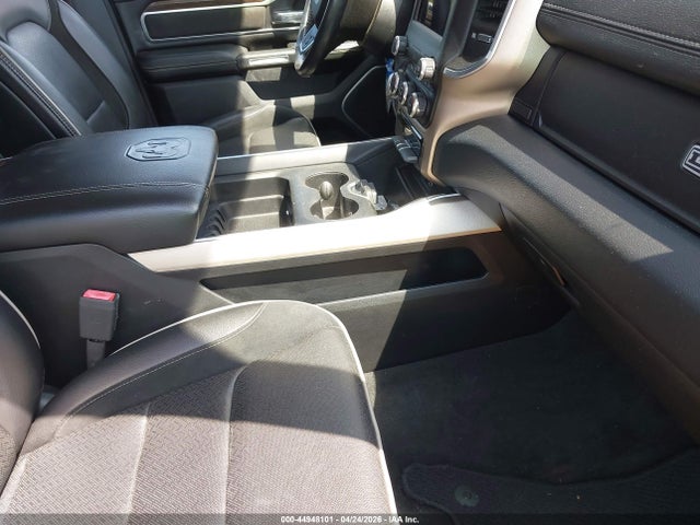 44948101 :رقم المزاد ، 1C6SRFDT3LN281070 vin ، 2020 Ram 1500 Laramie  4x4 6'4 Box مزاد بيع