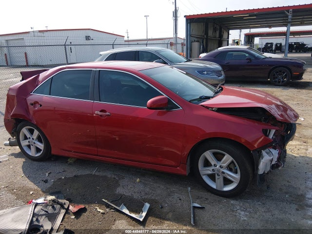 2013 Toyota Camry Se მანქანა იყიდება აუქციონზე, vin: 4T1BF1FK2DU697266, აუქციონის ნომერი: 44948177