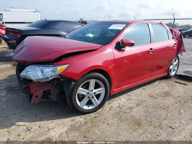 2013 Toyota Camry Se მანქანა იყიდება აუქციონზე, vin: 4T1BF1FK2DU697266, აუქციონის ნომერი: 44948177