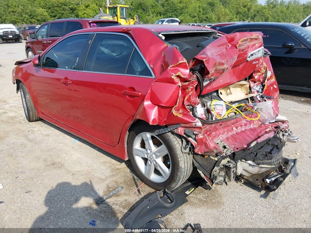 2013 Toyota Camry Se მანქანა იყიდება აუქციონზე, vin: 4T1BF1FK2DU697266, აუქციონის ნომერი: 44948177