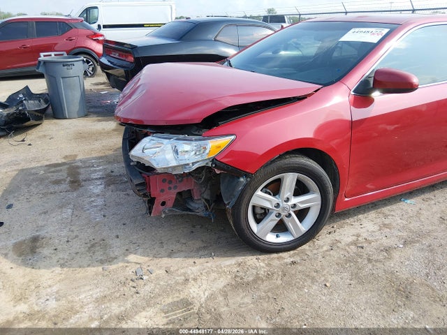 2013 Toyota Camry Se მანქანა იყიდება აუქციონზე, vin: 4T1BF1FK2DU697266, აუქციონის ნომერი: 44948177
