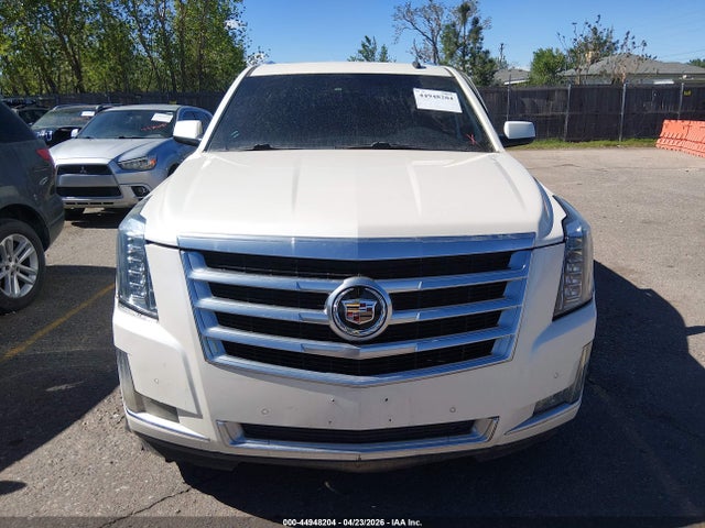 2015 Cadillac Escalade Luxury მანქანა იყიდება აუქციონზე, vin: 1GYS4BKJ9FR258482, აუქციონის ნომერი: 44948204