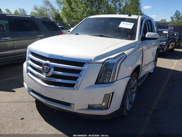 2015 Cadillac Escalade Luxury მანქანა იყიდება აუქციონზე, vin: 1GYS4BKJ9FR258482, აუქციონის ნომერი: 44948204