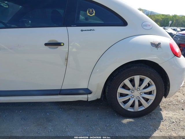 2012 Volkswagen Beetle მანქანა იყიდება აუქციონზე, vin: 3VWAP7AT8CM659220, აუქციონის ნომერი: 44948206